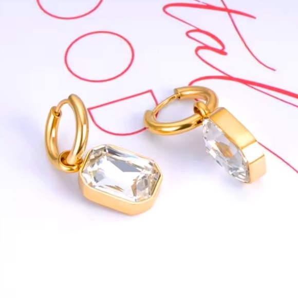 Classic Gold Crystal Earrings - Picture 7 of 12